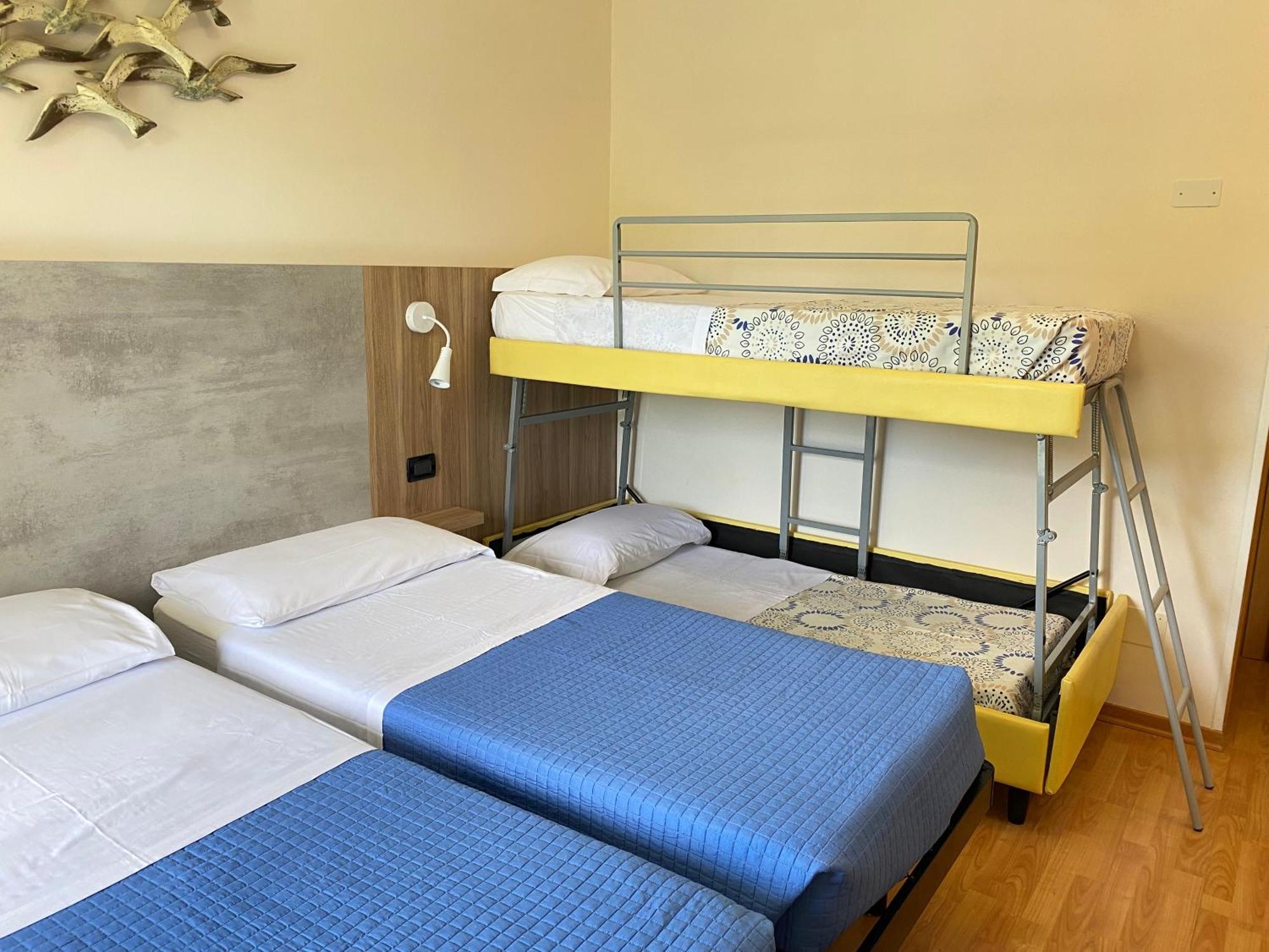 Hotel Betty B&B Rimini Exterior foto